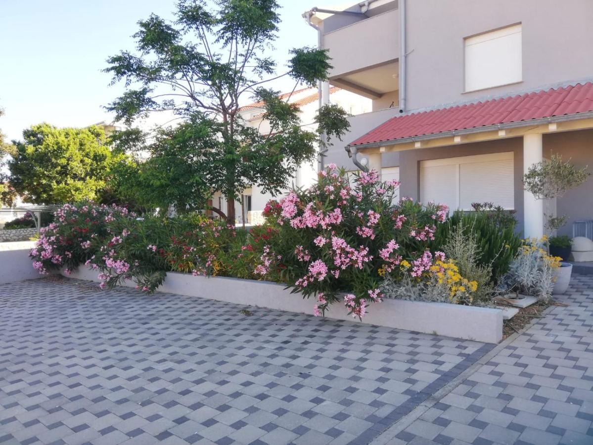 Apartment Villa Franci Pag Town Exteriér fotografie